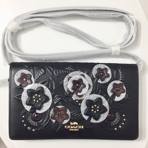 -SOLD- Coach Crossbody Clutch - Picture 2 of 8